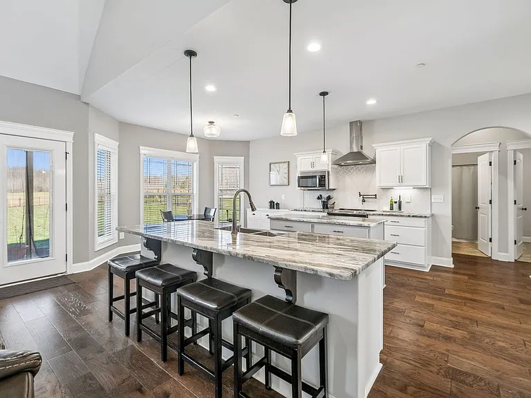 8325 Turnbull Dr — Photo 8
