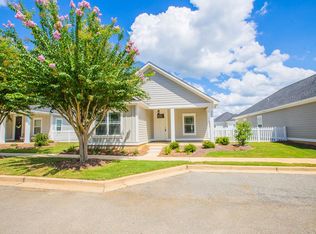 207 Jamestowne Way, Thomasville, GA 31757