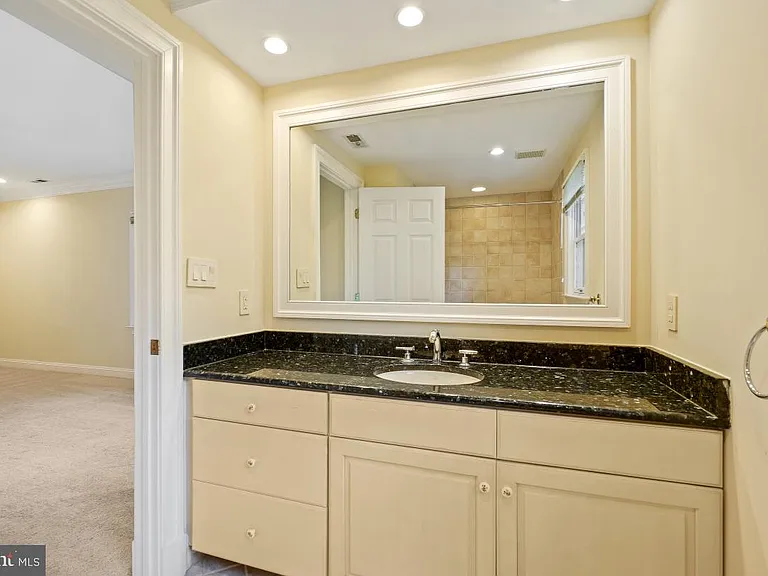 4900 Indian Ln NW — Photo 32