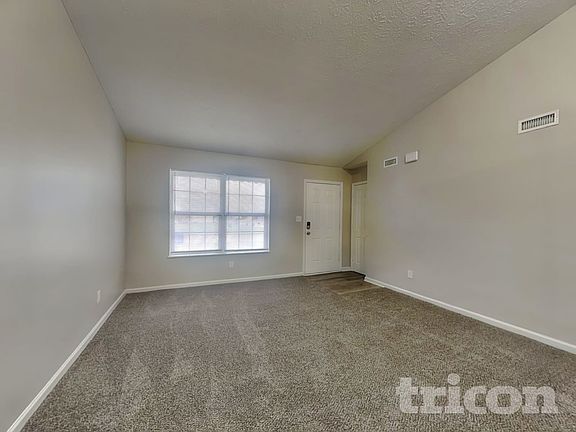 3rd image of 25 Suncrest Dr