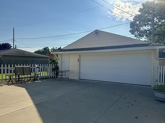 4th image of 7812 40th AVENUE