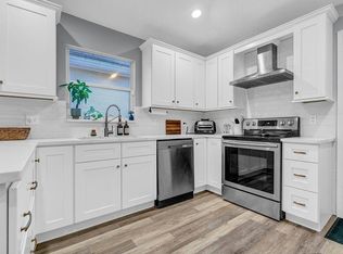1048 Island Manor Dr, Greenacres, FL 33413