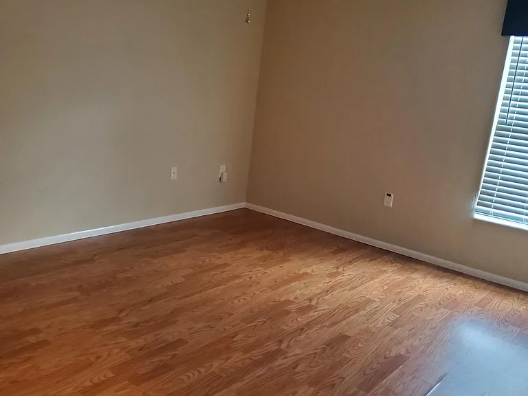 14317 Hanging Moss Cir #201 — Photo 7