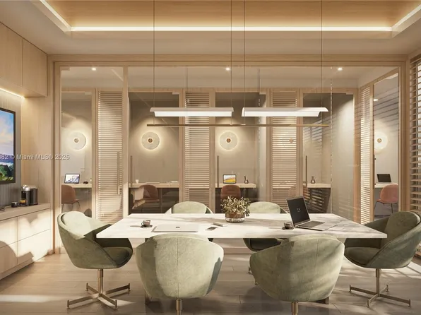 1776 Polk St #717, Hollywood, FL 33020