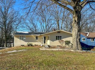 812 Hartzell Ave, Niles, OH 44446