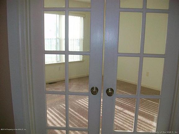 4th image of 104 Brittania Dr
