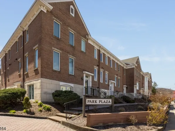 66 E Blackwell St #A, Dover Town, NJ 07801