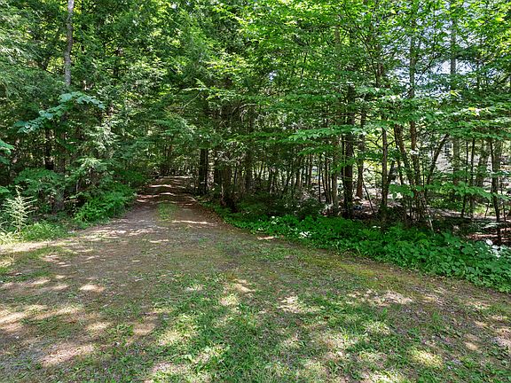 4th image of 451 E Pond Road