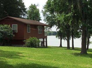 221 Lazy Loop, Goodrich, TX 77335