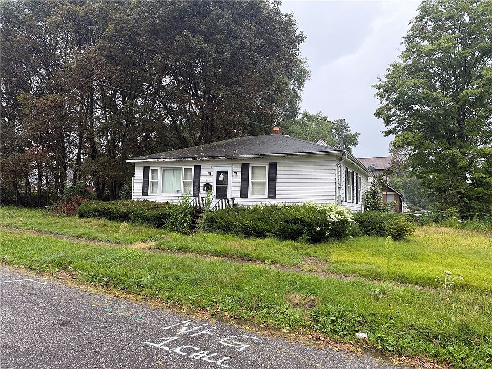 1st image of 2104 Cameron Rd