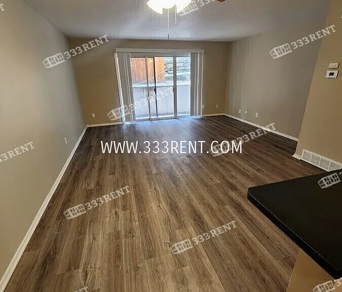 4157 Roanoke Rd #2 — Photo 2