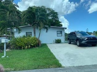 12055 SW 213th St, Miami, FL 33177