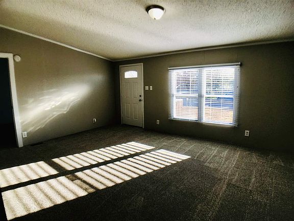 3rd image of 1309 Avenue K Ct