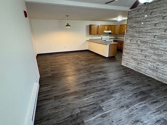 2nd image of 90 E Gridley Ave #1