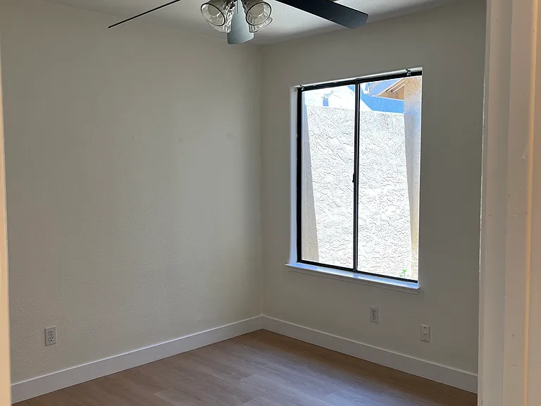 4th bedroom