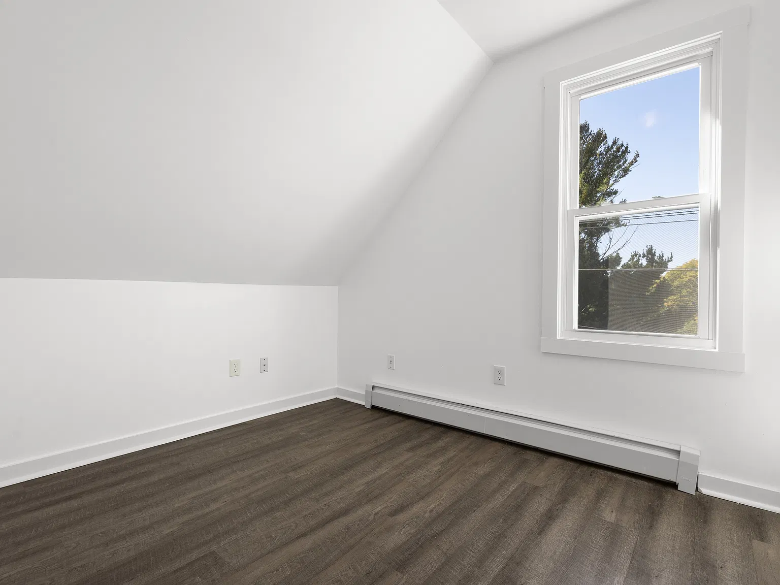 841 East Street - 3rd Flr — Photo 4