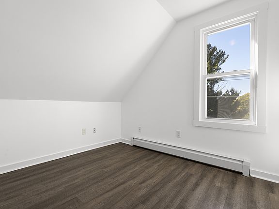 4th image of 841 East St #3