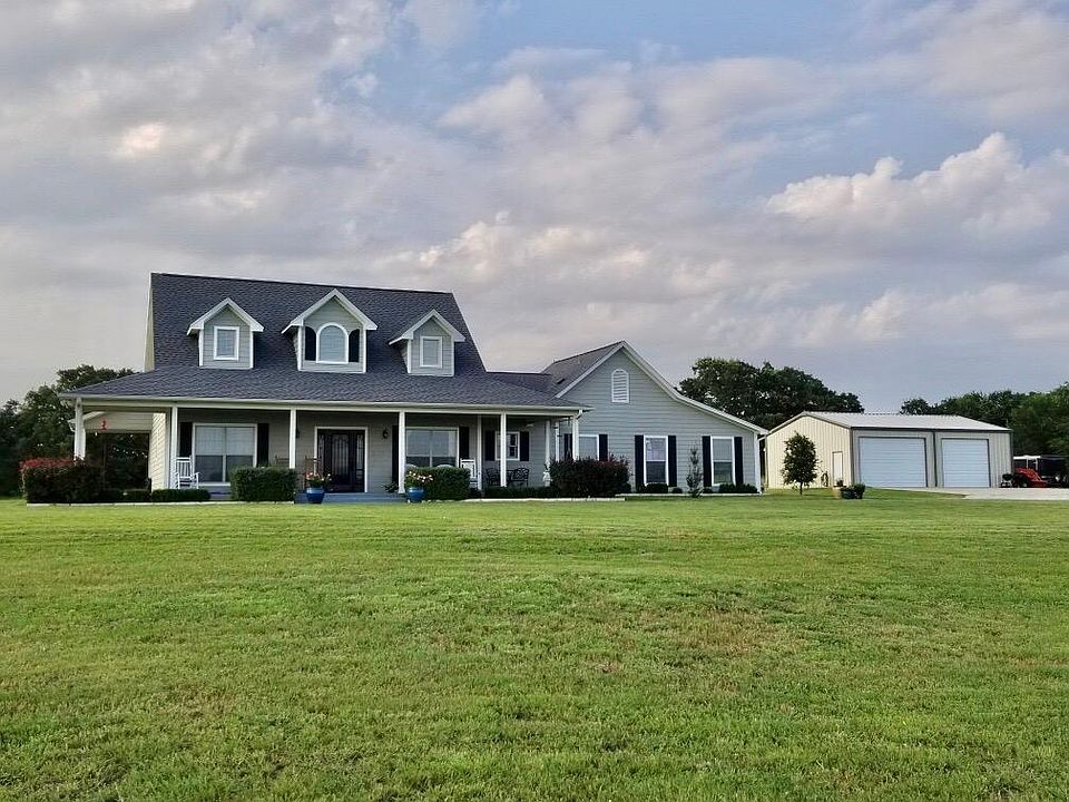 Welcome Hilltop Country Home