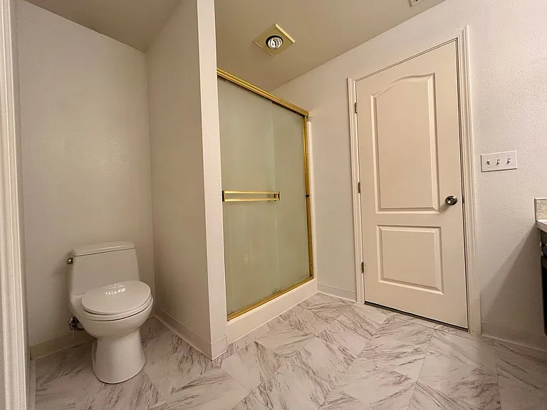 3001 NE 160th Ct — Photo 14