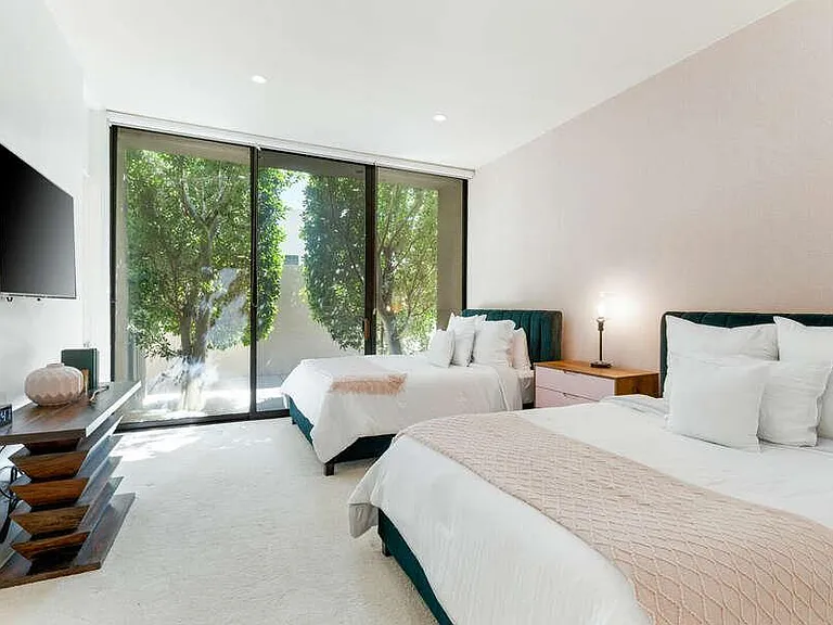 55555 Pebble Bch — Photo 32