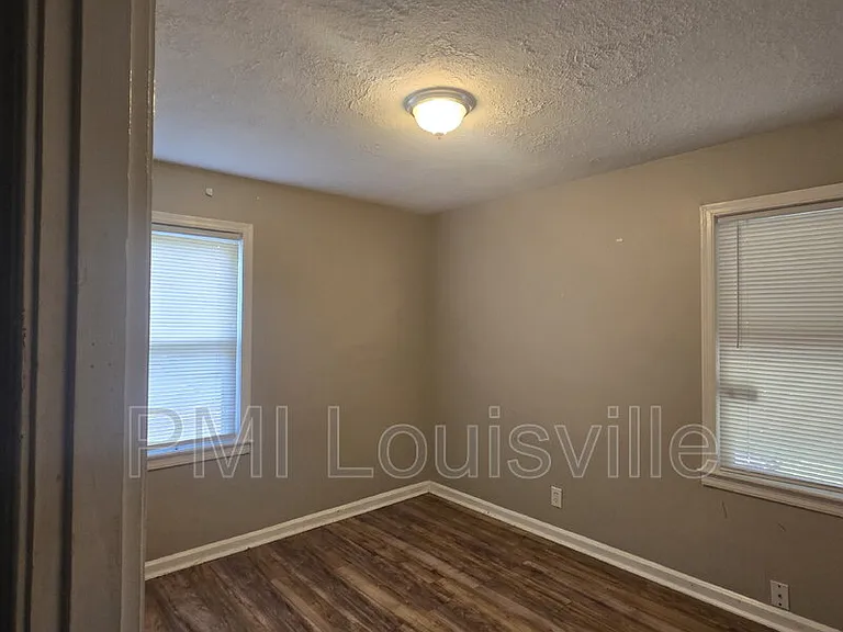 3901 Peachtree Ave — Photo 28
