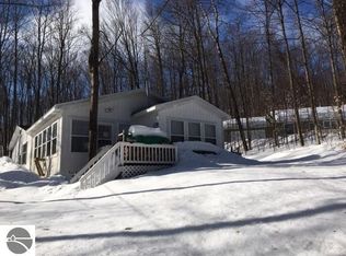 13232 Heller Ct NE, Kalkaska, MI 49646