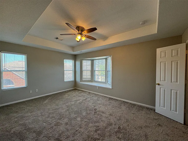 19543 Clevera Walk Ln — Photo 31