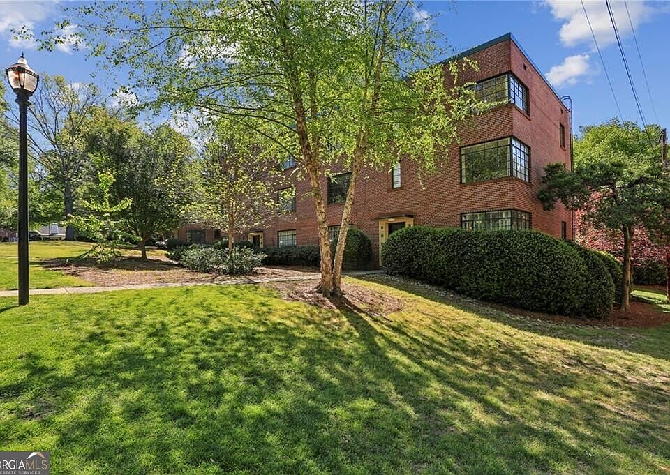 1st image of 1391 Normandy Dr NE APT 1