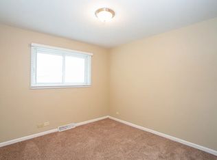 14660 Roy St, Oak Forest, IL 60452