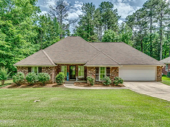 407 Pine Ridge Rd, Florence, MS 39073