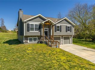 710 NW 80th St, Kansas City, MO 64118