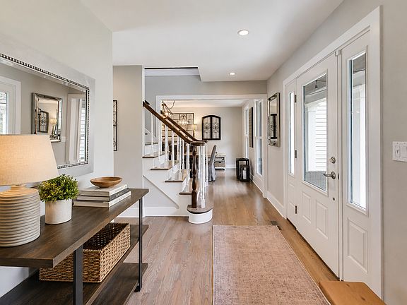 4th image of 1604 Churchill Ct