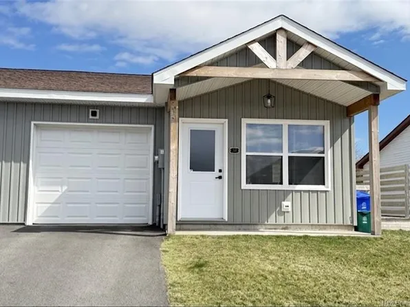 22 Colter St, Saint John, NB E2J 0L8