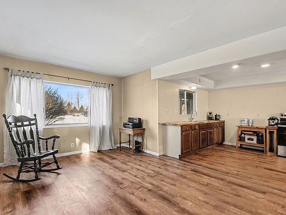 4th image of 118 Schirmer Pkwy