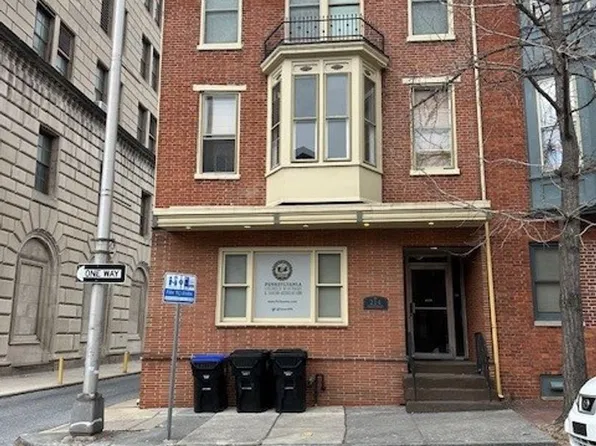 214 Pine St APT 3F, Harrisburg, PA 17101