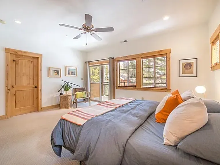 10183 Palisades Dr #A — Photo 16