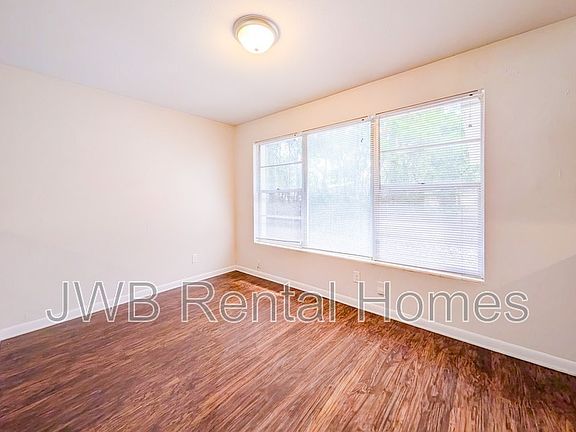 4th image of 2225 Corot Dr
