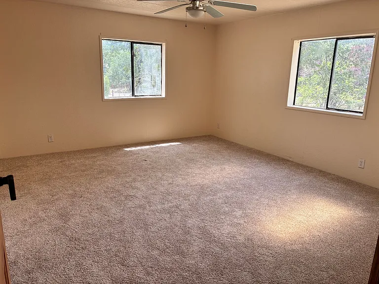 520 Sarma Dr — Photo 17