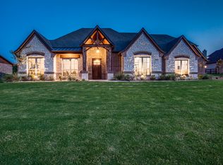 917 Fincher Trl, Argyle, TX 76226