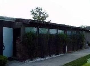 4301 Walnut Hills Dr SE, Grand Rapids, MI 49512