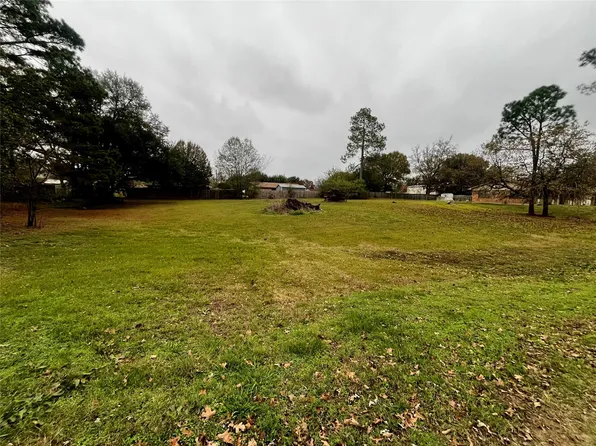 1410 Center St, Grand Saline, TX 75140