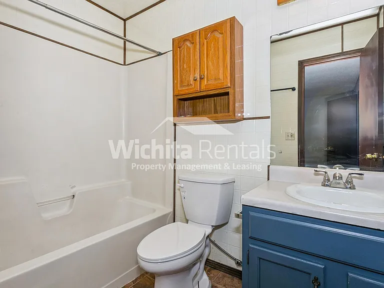 4549 S Washington Ct — Photo 7
