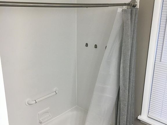 5th image of 37845 Lorie Blvd