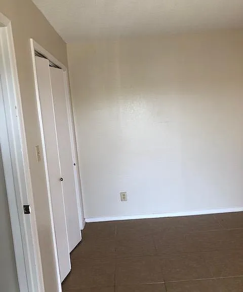2125 Kerria Ave #9 — Photo 17