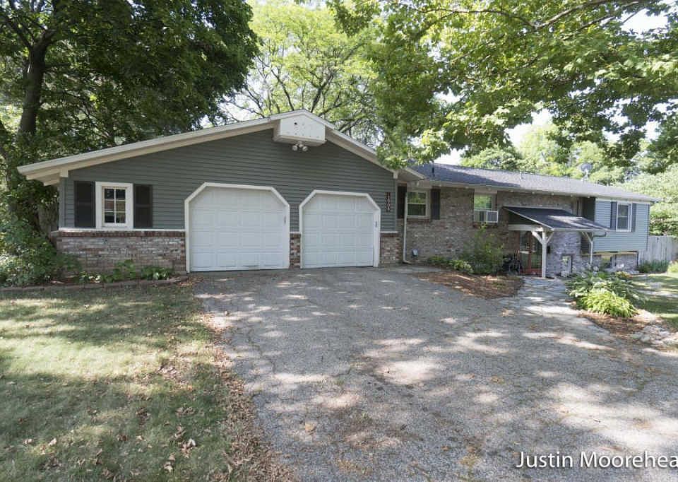 1st image of 1908 Menominee Dr SE