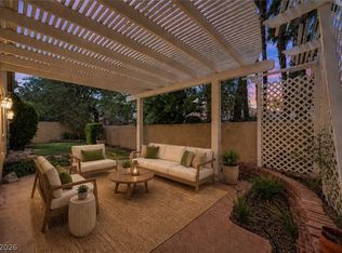 33 Staghorn St, Henderson, NV 89012