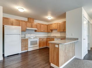 Britta Hills, Bend, OR 97703