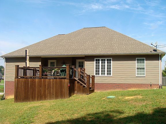 4th image of 80 Megan Ln