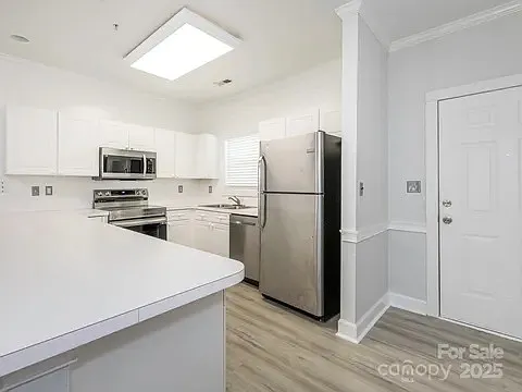8747 Coralbell Ln — Photo 5