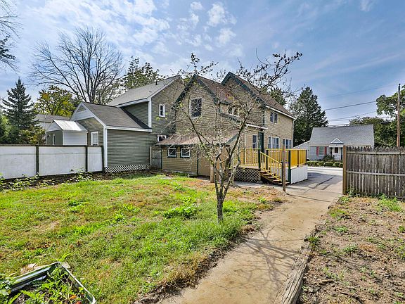 5th image of 103 Woodland Avenue